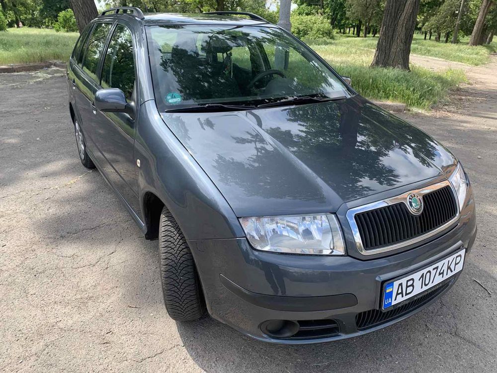 Продам Skoda Fabia 1.4