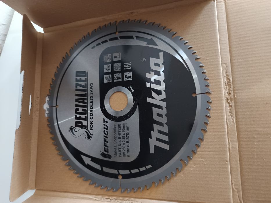 Vendo disco de serra Makita nova
