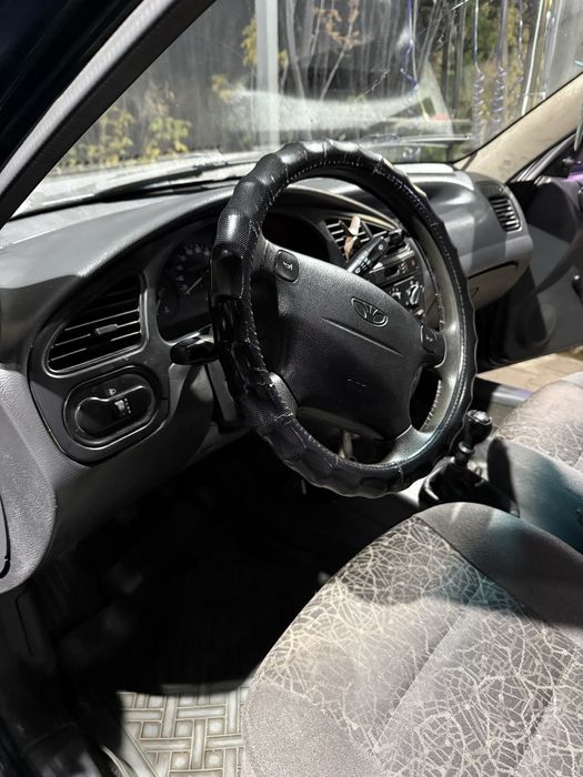 Продам ТЕРМІНОВО ланос 1.5 2004 рік Поляк