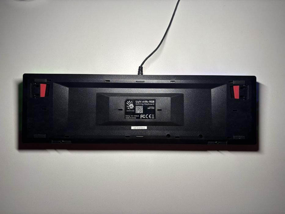 Клавіатура Bloody b810r