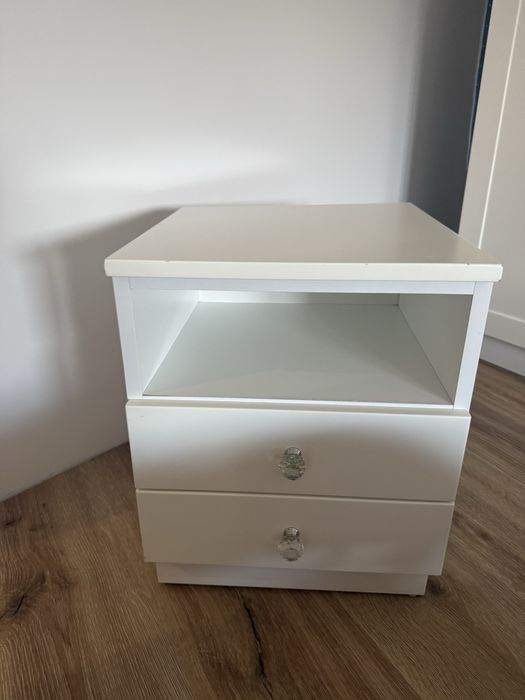 Toaletka lustro pufa szafka nocna zestaw