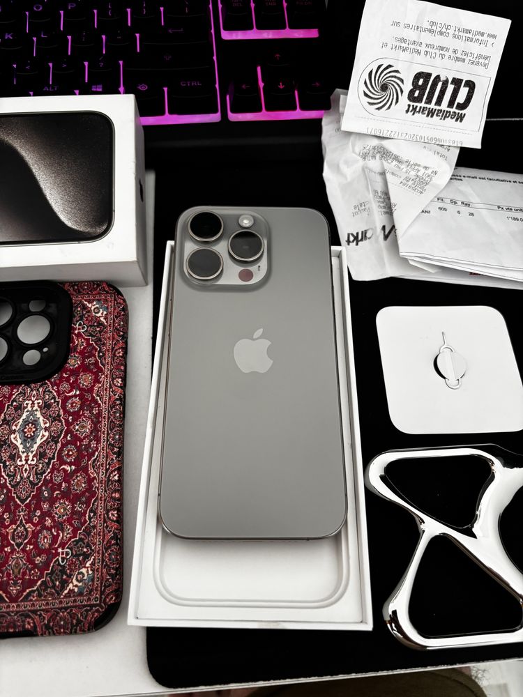 iPhone 15 Pro 256GB Tytan naturalny