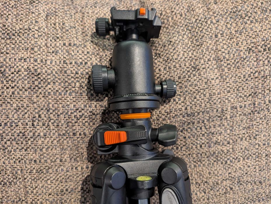 Tripé VANGUARD Alta Pro 263AT + Rótula SBH100 -Muito Bom estado!