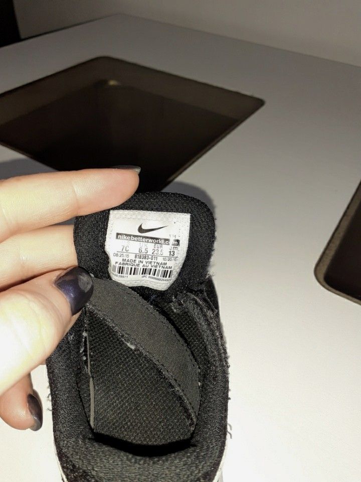 Buciki Nike ( 16 cm długość  wkładki )