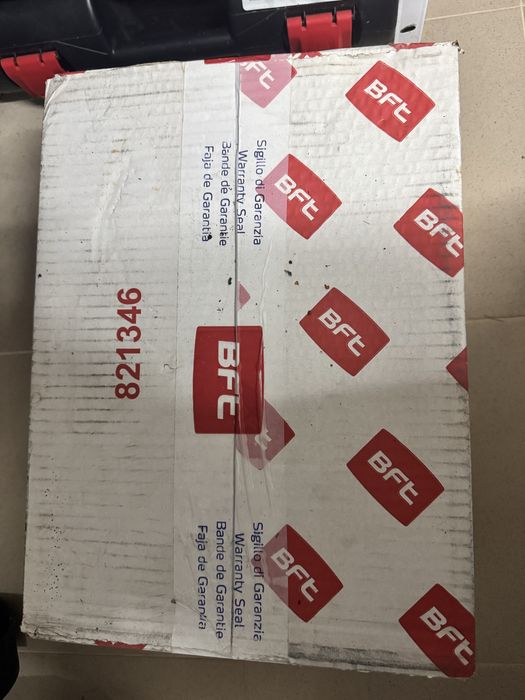 Naped bramy garazowej BFT