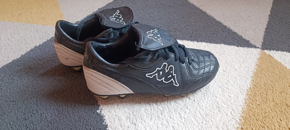 Sprzedam buty korki dziecięce