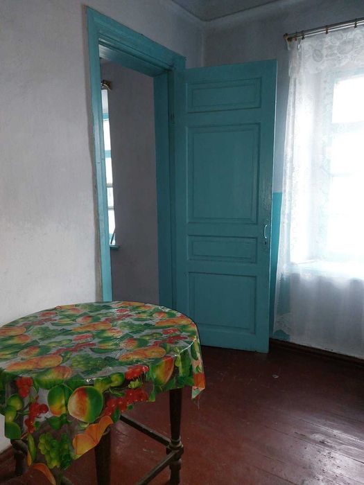 Продам 2-кімнатну квартиру, окремо кухня, коридор 47 кв. м.