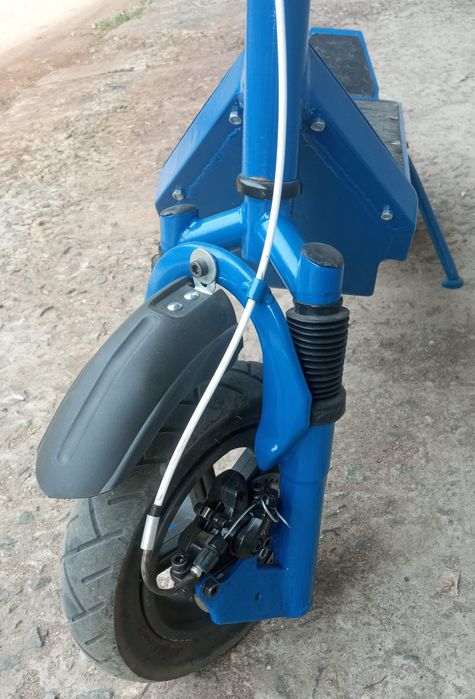 Электросамокат, колеса 10".