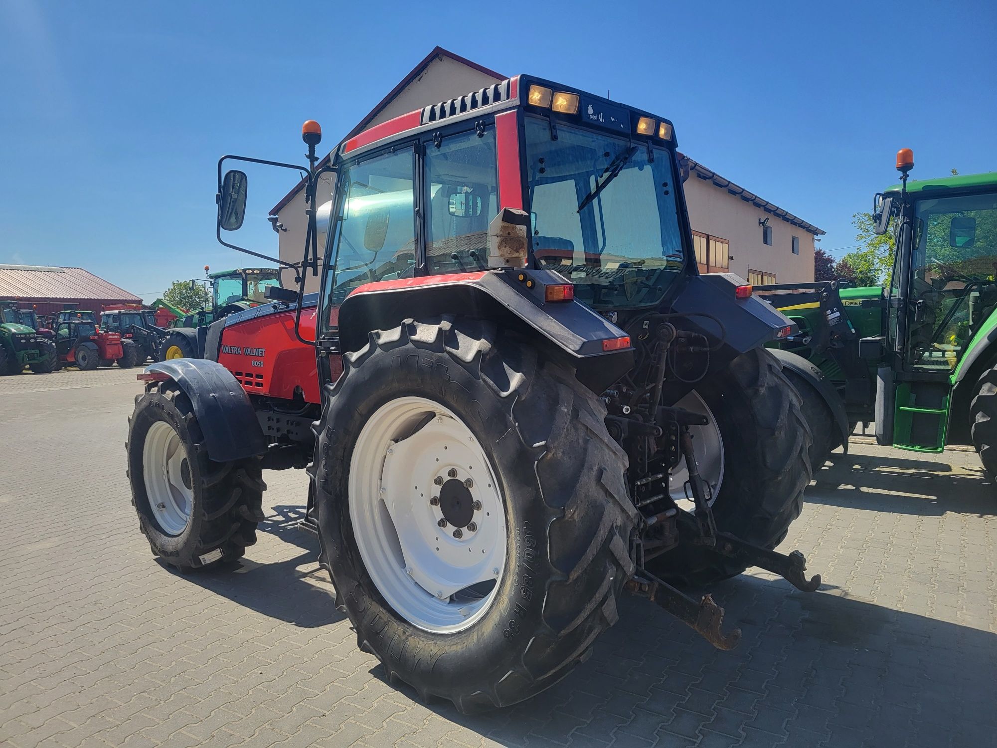 Valtra valmet 8050 tuz klima nowe opony