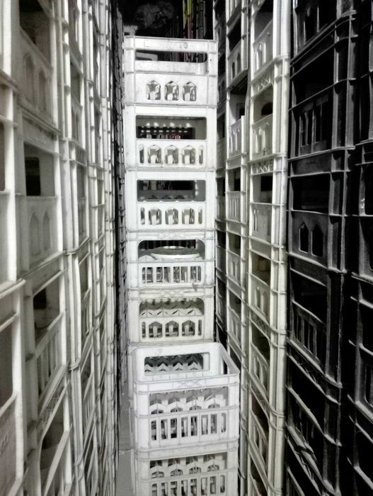 Продам цветной ящик б/у