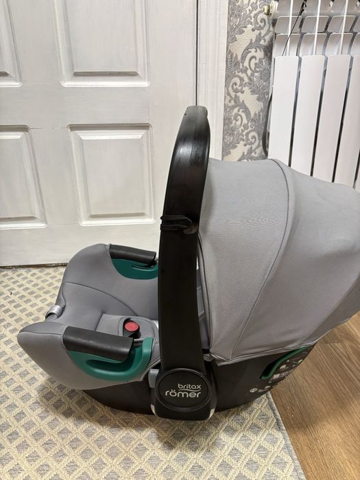 Автолюлька (автокрісло) BRITAX ROMER BABY-SAFE iSENSE з платформою