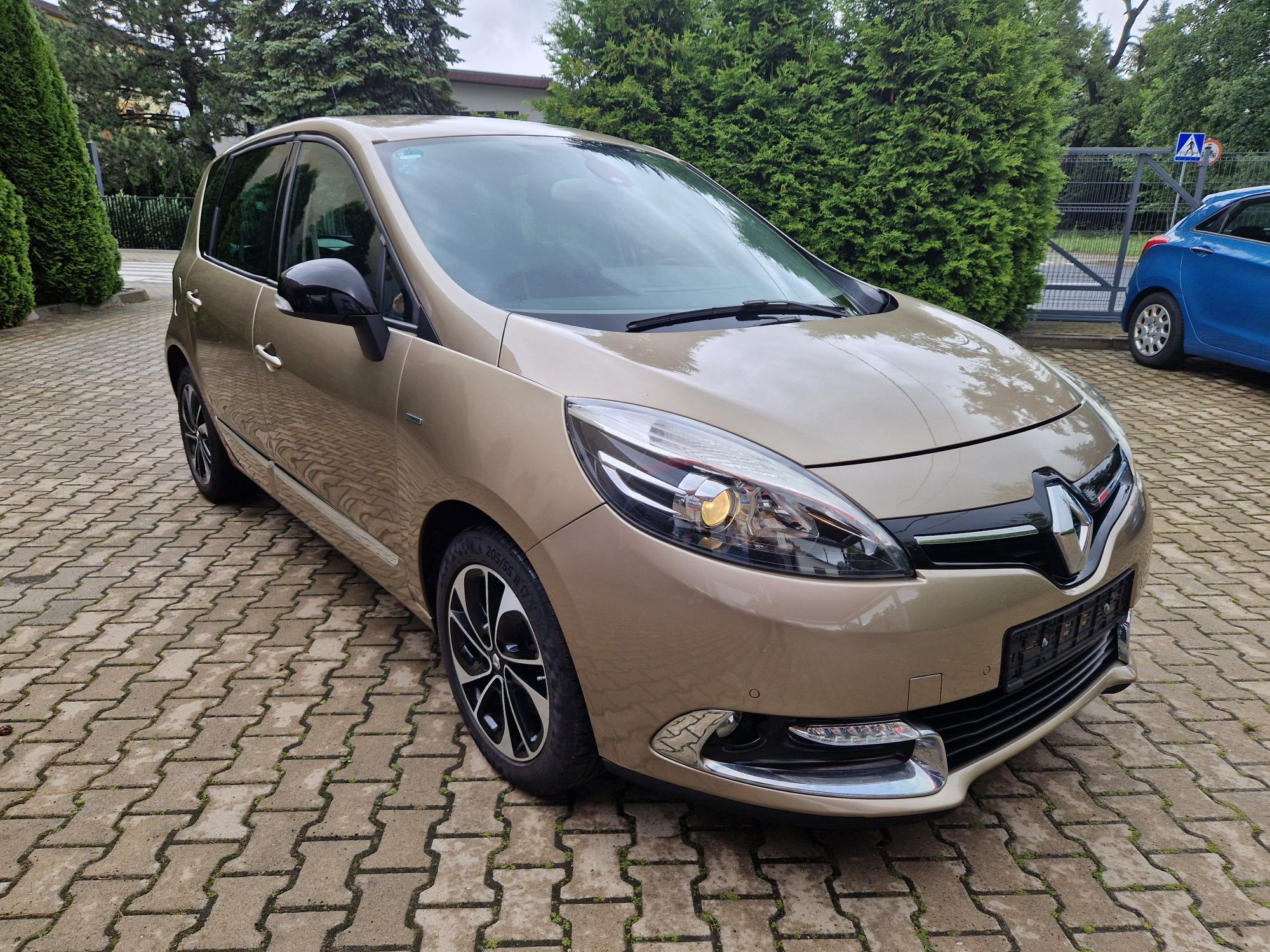 Renault Scenic 1.2 tce BOSE  import Niemcy
