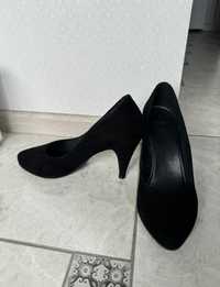Туфлі човники чорні класичні