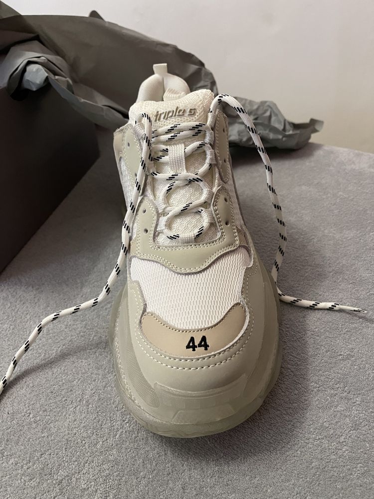 Balenciaga Triple S r. 44