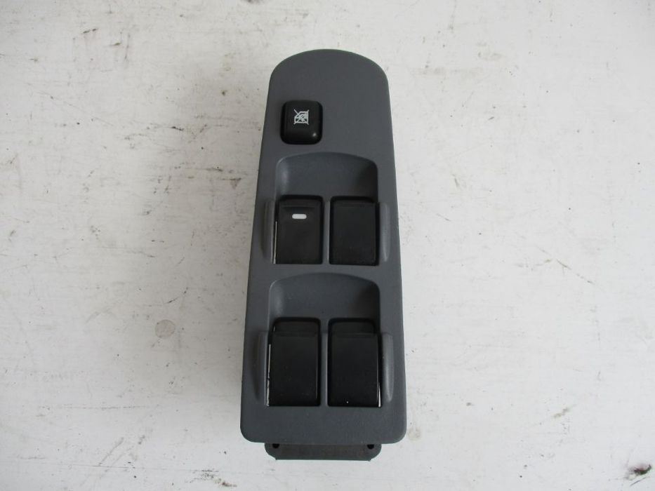 Comando Botoes interruptor Vidros Mitsubishi Colt