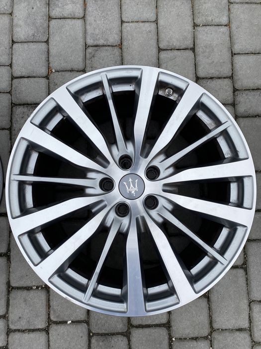 Alufelgi 5x114,3 19 cali Maserati Ghibli Quattroporte 8,5J i 10,0J