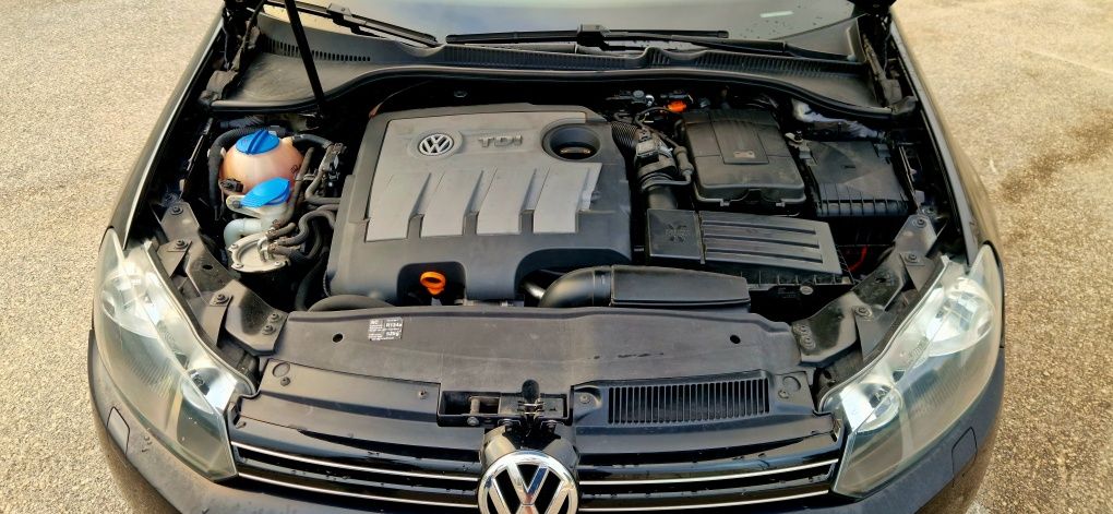 VW GOLF VI 1.6 TDI Bluemotion