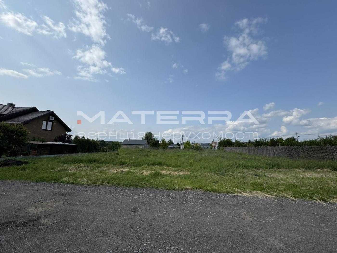 Білогородка (Сонячний 2) продам 10 сот. Асфальт, Електр 15 кВт!