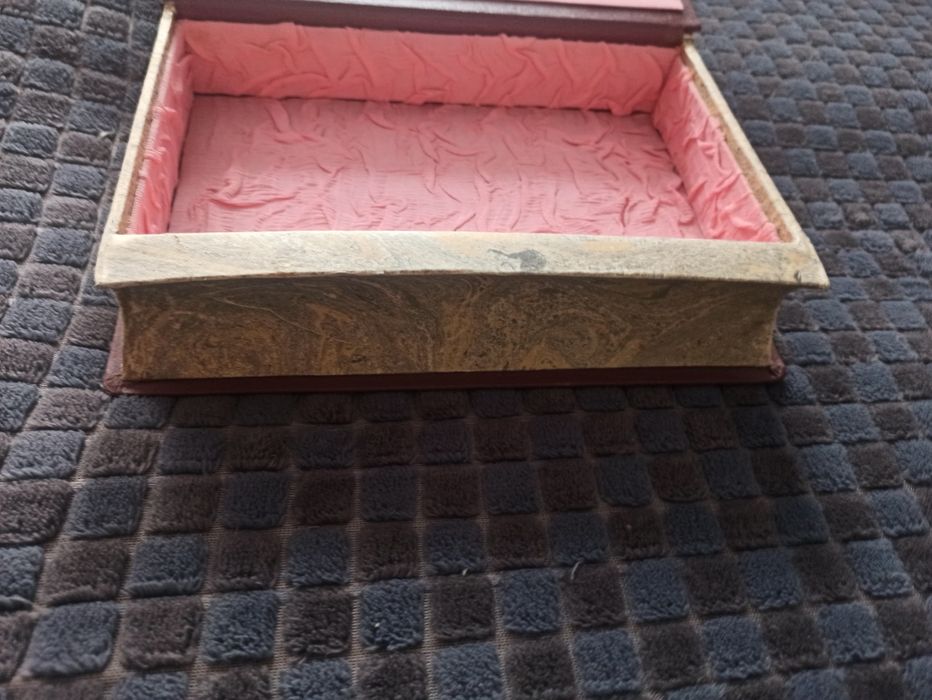 Ozdobne pudełko na wspomnienia