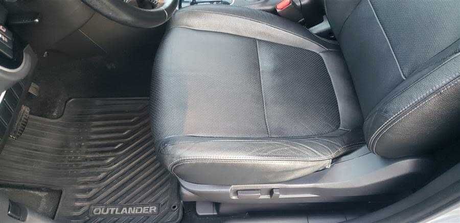 2015 Mitsubishi Outlander SE