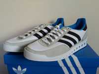 Кроссовки Adidas training 40