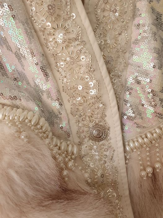 Eko futerko futro bomberka beżowa premium kamienie