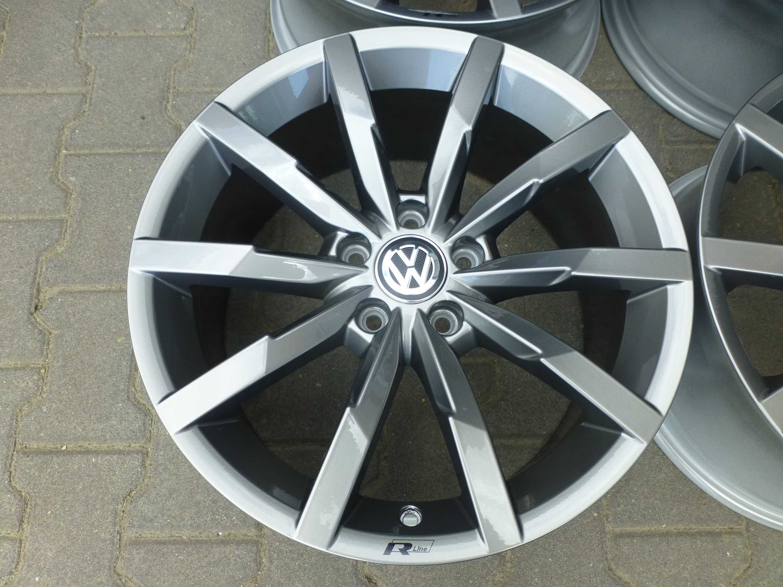 Felgi VW passat b8 b9 18'' R-Line OEM