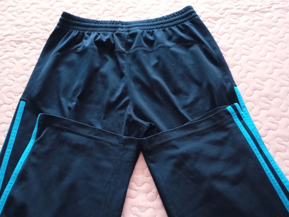 Calças desportivas adidas
