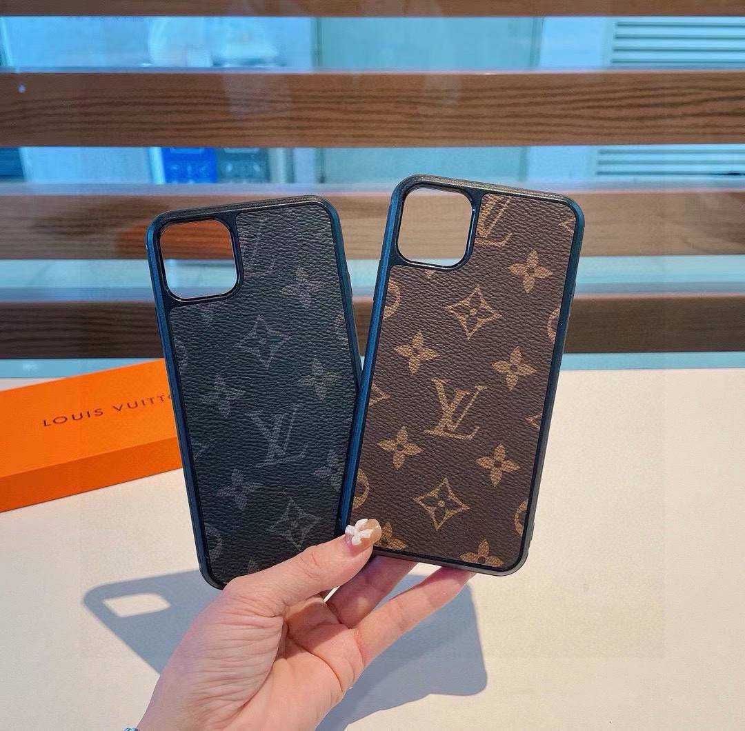 Etui na telefon  Louis Vuitton 807028
