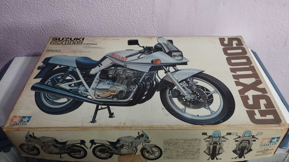 Tamiya Gsx 1100s 1/6