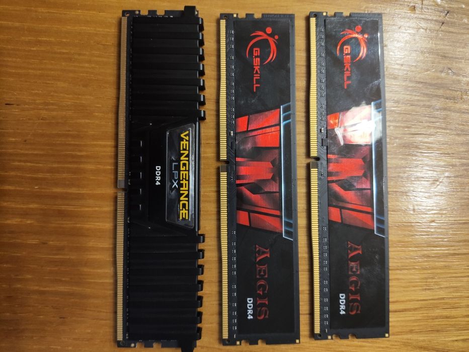Ram G.SKILL Aegis ddr4 3200 mhz c/16  8gbx2 .