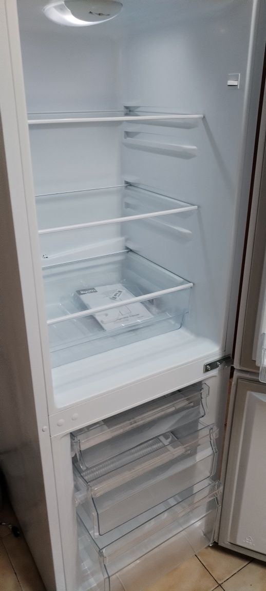 Combinado  com 4 meses de uso, na garantia...