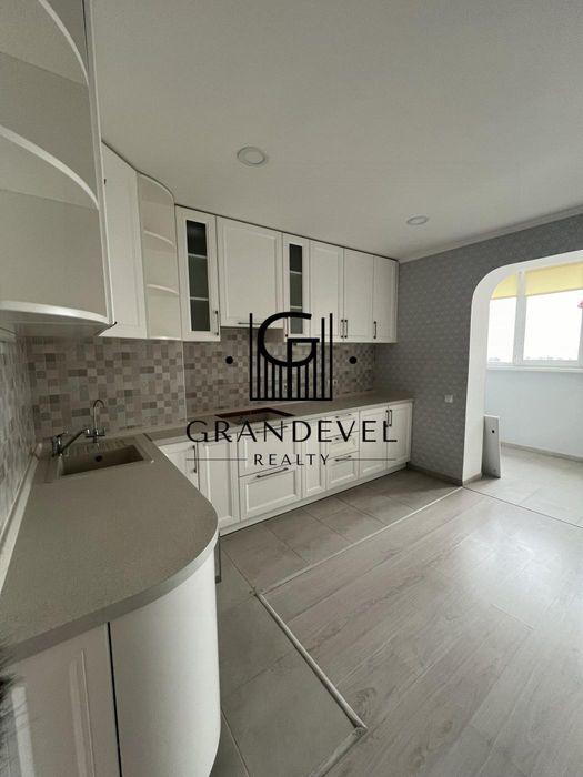 Продаж 3к квартири по вул. С.Данченка 1, Виноградар, Київ