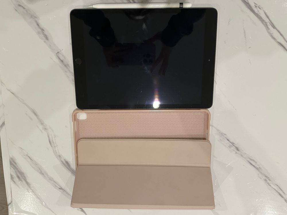 Ipad 8° Geração + Caneta 1° Geração