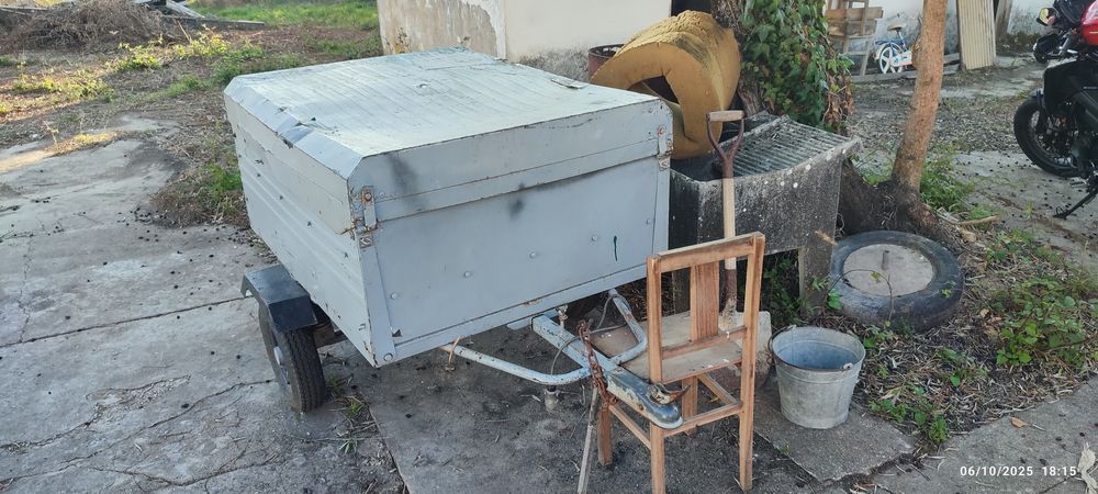 Mudança com reboque