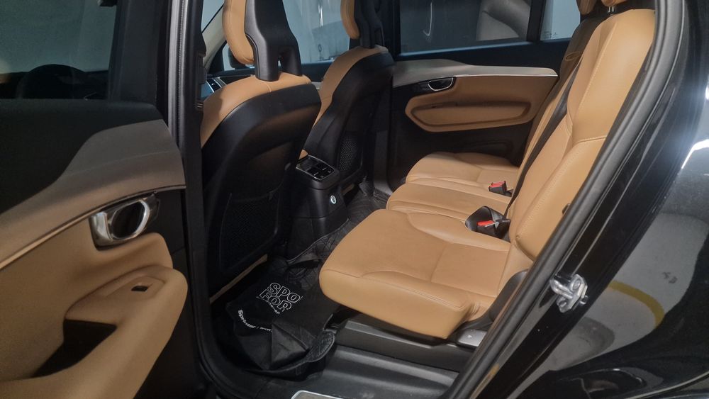 Volvo XC90 T8 Plug-in Hybrid