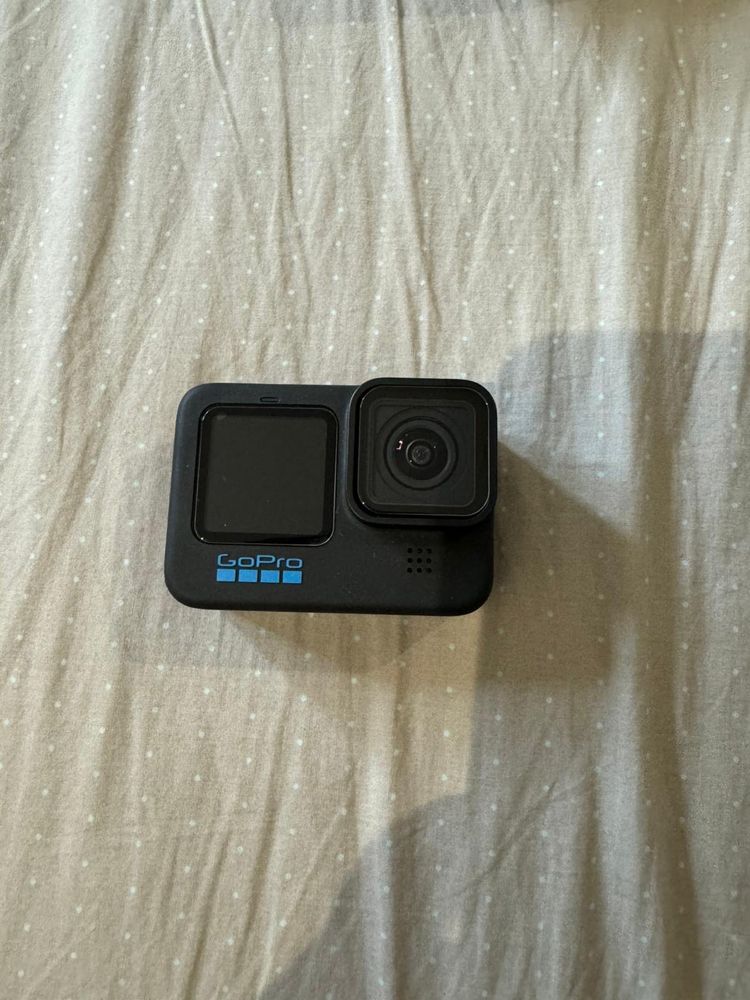 Action Cam GOPRO HERO 10 (5.3K - 23 MP - Wi-Fi e Bluetooth)