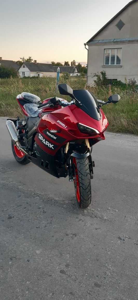 Мотоцикл Spark SP 300RS-2