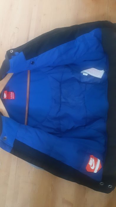 Puchowa * NIKE * / kurtki NIKE dla dziecka