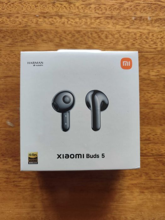 Auriculares Xiaomi Buds 5 (selados)