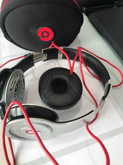 Headphones Beat Dre