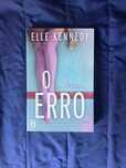 "O Erro" de Elle Kennedy