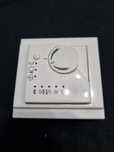 Regulator pokojowe KNX (JUNG]