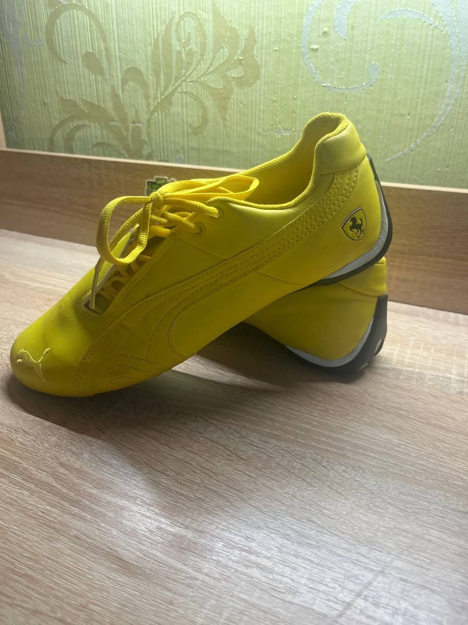 Кросівки  PUMA .