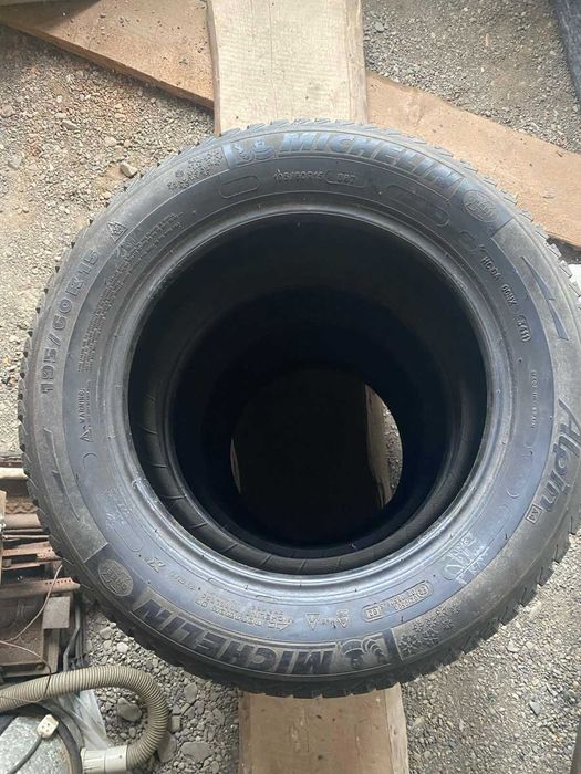 Продам зимну резину б/у. R15. Тільки самовивіз!