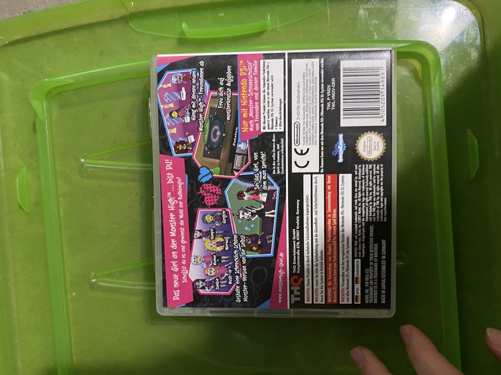 Monster high  ghoul spirit/ skultimate roller maze NDS