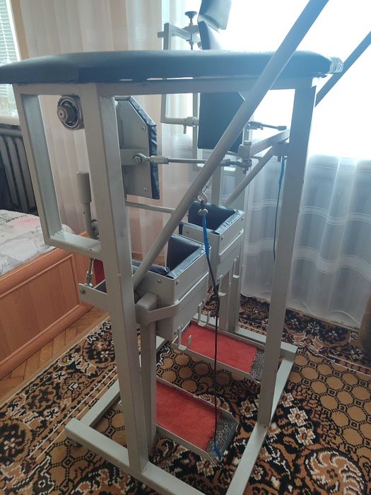 Медичний тренажер для розроблення руху ходи