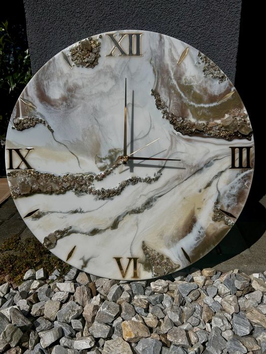 Zegar z żywicy epoksydowej z kamieniami naturalnymi, cichy mechanizm