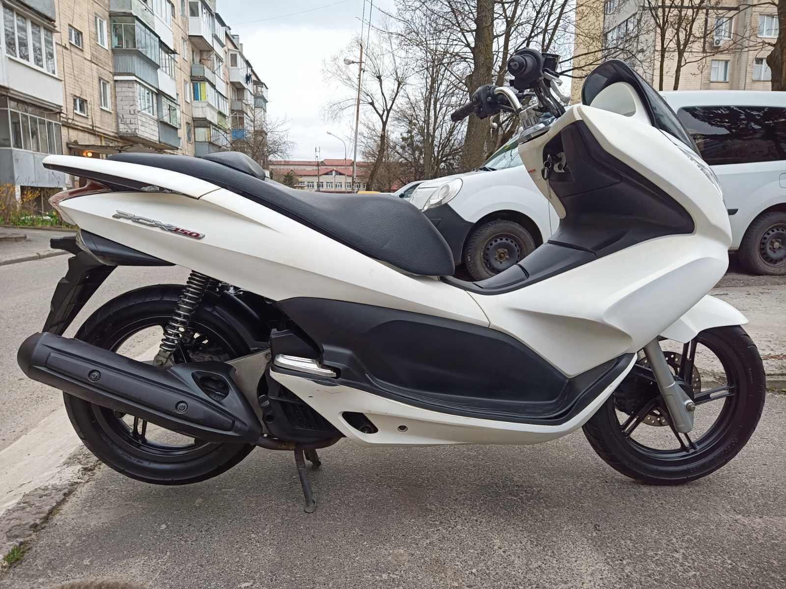 Honda PCX 150 зареєстрований