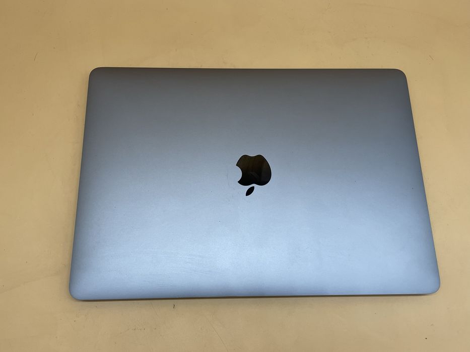 Macbook pro 2017 256 gb ssd i5 хороший стан